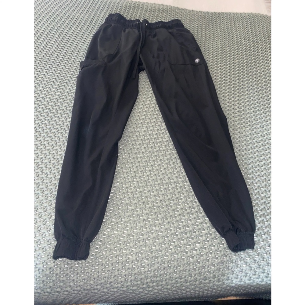 Jogger Scrubs